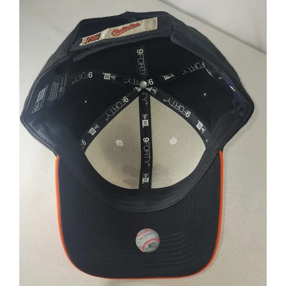 New Era 9FORTY Baltimore Orioles Hook & Loop Adjustable Strapback Hat Cap NWT